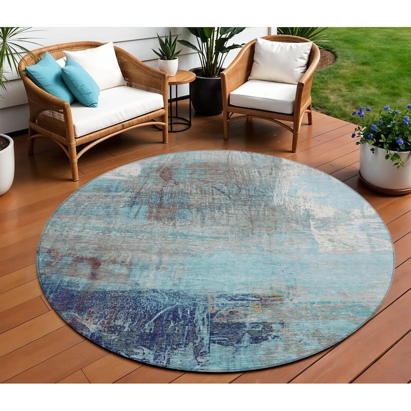 HomeRoots Abstract Transitional Rectangle Outdoor Rug - 8' Round