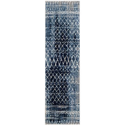 SAFAVIEH Tunisia Dorothea Southwestern Rug