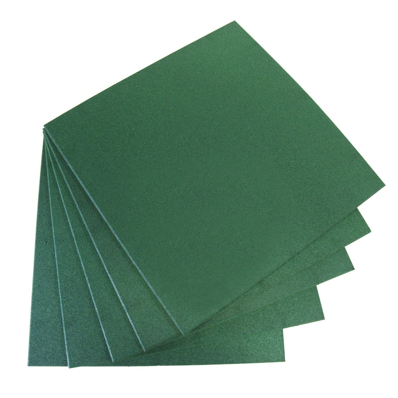 Rubber-Cal "Eco-Sport" 3/4-inch Interlocking Rubber Tiles - 3/4 in x 20 in x 20 in - 10 Pack, 28 Sqr/Ft - Green - 20 x 20