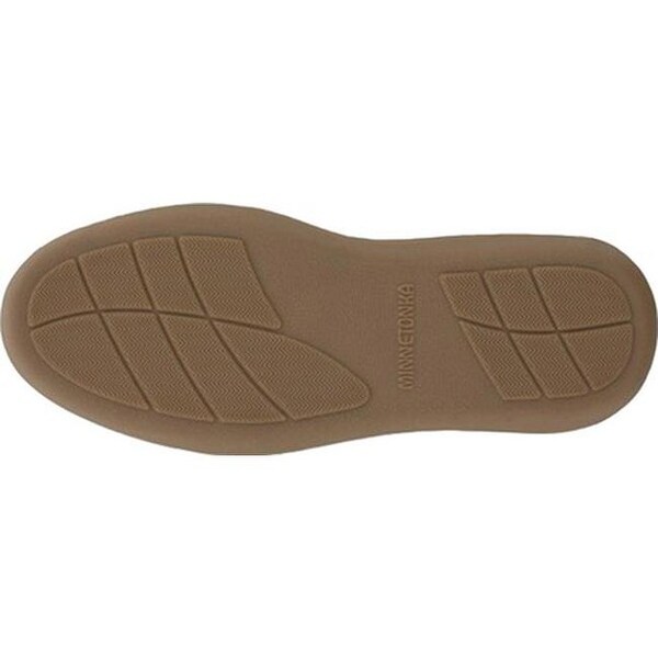 minnetonka women's alpine sheepskin moccasin