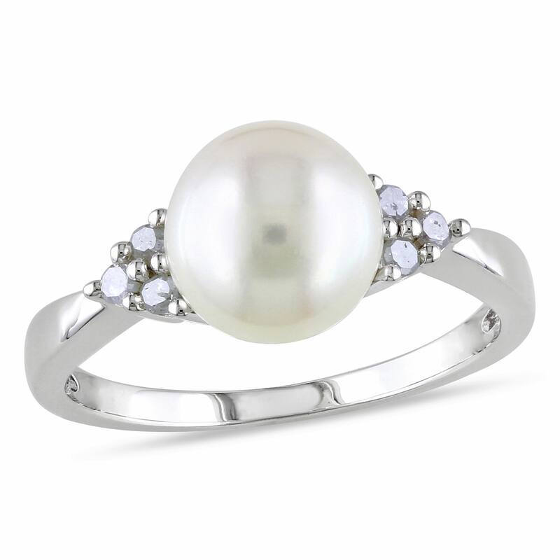 Miadora Sterling Silver Cultured Freshwater Pearl and 1/8ct TDW Diamond Cocktail Ring (8-8.5 mm)