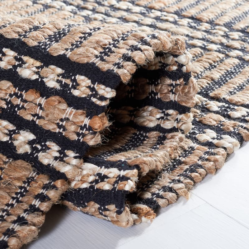 SAFAVIEH Handmade Natural Fiber Marharita Geometric Seagrass Rug