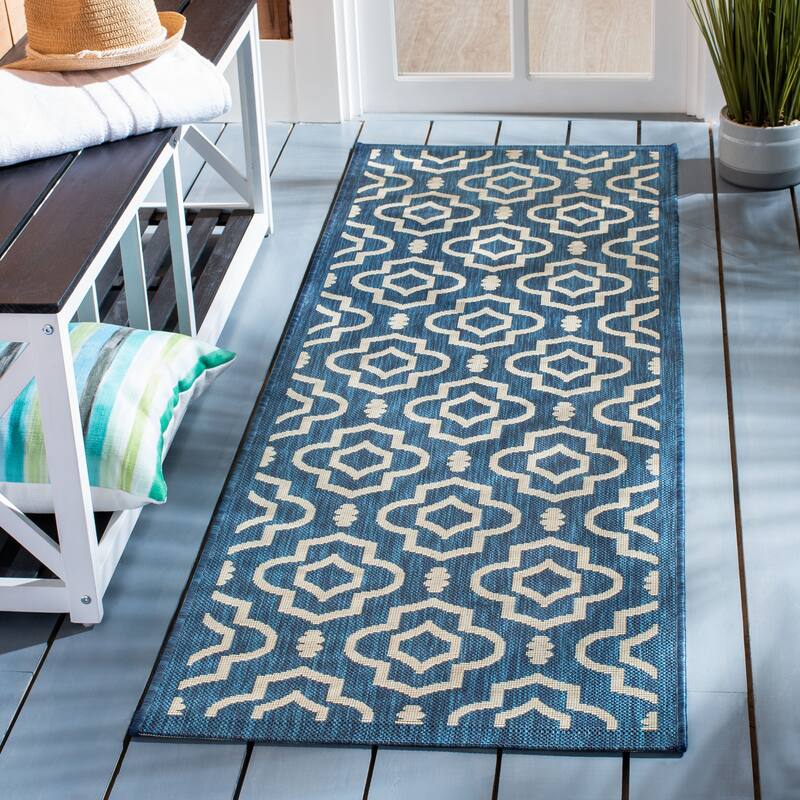 SAFAVIEH Courtyard Rheta Indoor/ Outdoor Waterproof Patio Backyard Rug
