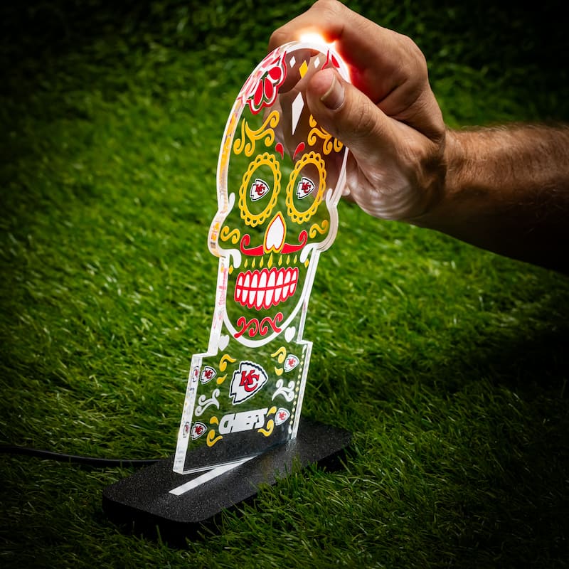 10" LED Tabletop Sugar Skull Halloween Desklite Sign, Kansas City Chiefs - Multicolor. - 10" x 7"