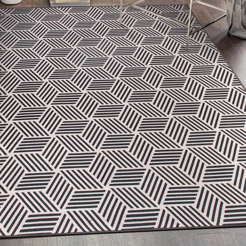 Contemporary Geometric Cubes Indoor/Outdoor Area Rug