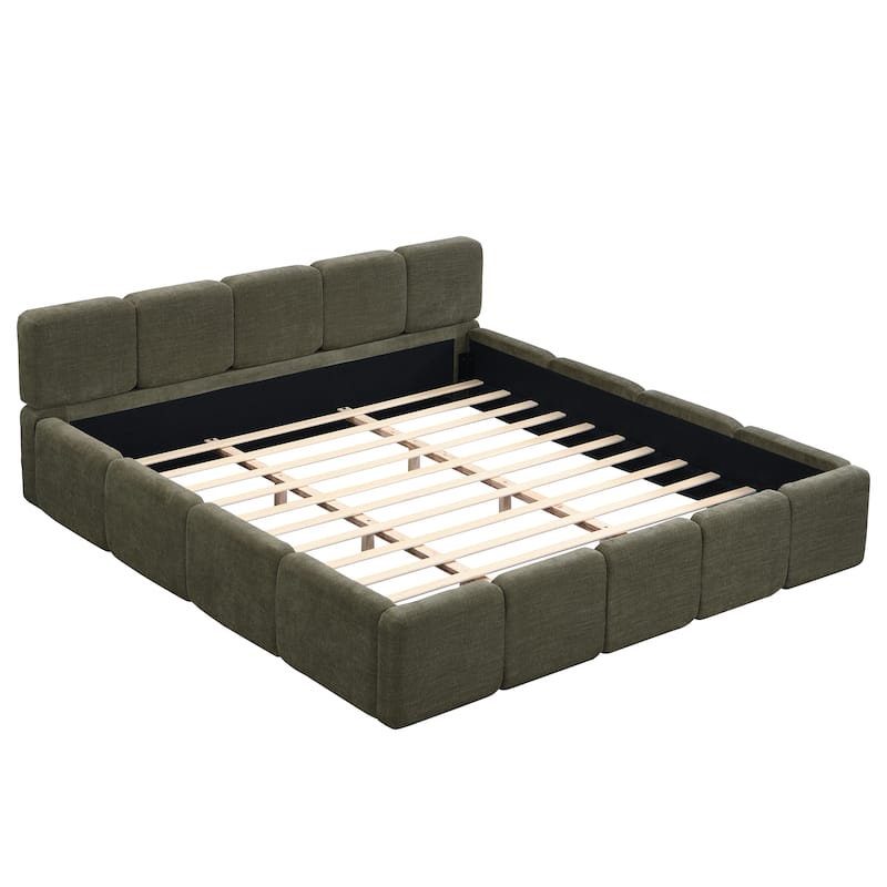Floor Grounded Bed Block-shape Boucle Upholstered Bed Low Profile Wingback Platform Bed with Thick Headboard and Footboard