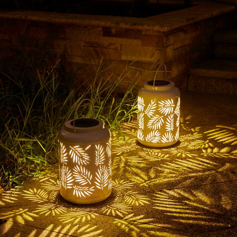 Glitzhome Modern Metal Outdoor Hanging Lantern with Solar Lights