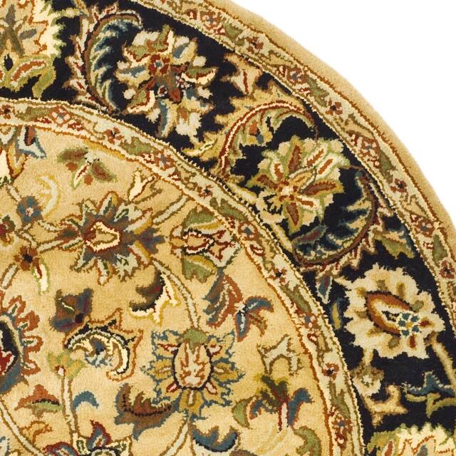SAFAVIEH Handmade Classic Clotilda Traditional Oriental Wool Rug