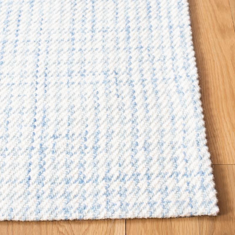 SAFAVIEH, Handmade Marbella Nahed Wool Rug
