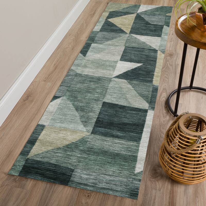 Machine Washable Indoor/ Outdoor Geo Rubi Chantille Rug