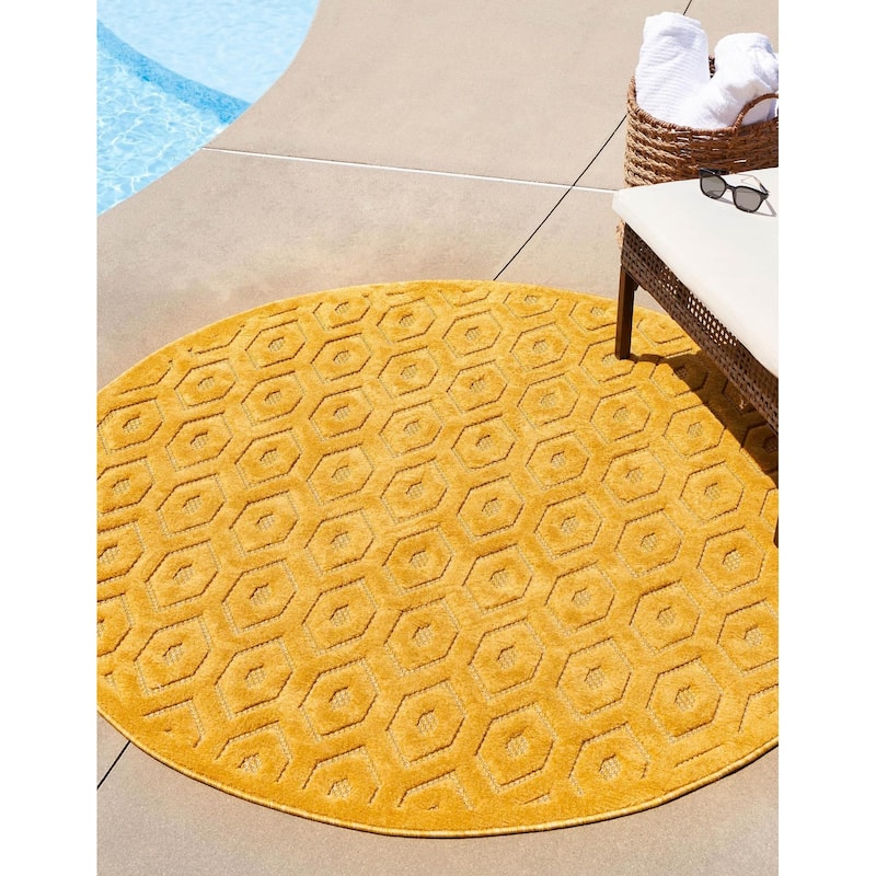 Outdoor Haversham Collection Area Rug - Yellow - 5'3" Round
