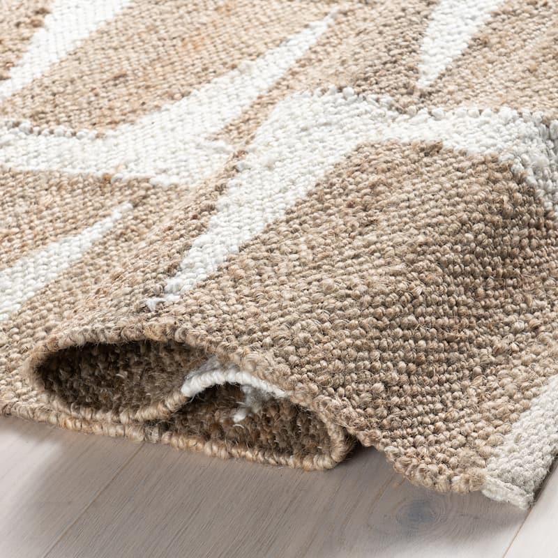 Nuloom Esti Geometric Jute Area Rug