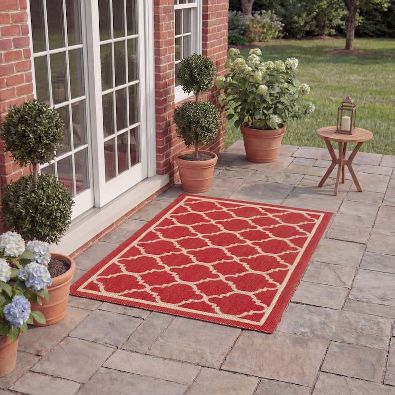 SAFAVIEH Courtyard Kristelle Indoor/ Outdoor Waterproof Patio Backyard Rug