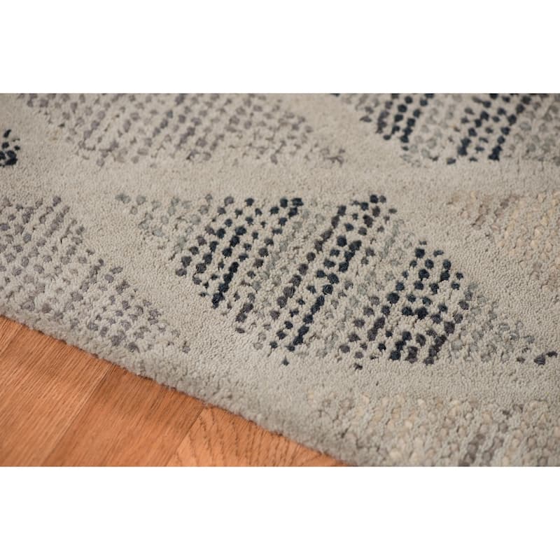 Magi Waverly Modern Diamond Hand-Tufted Wool Area Rug