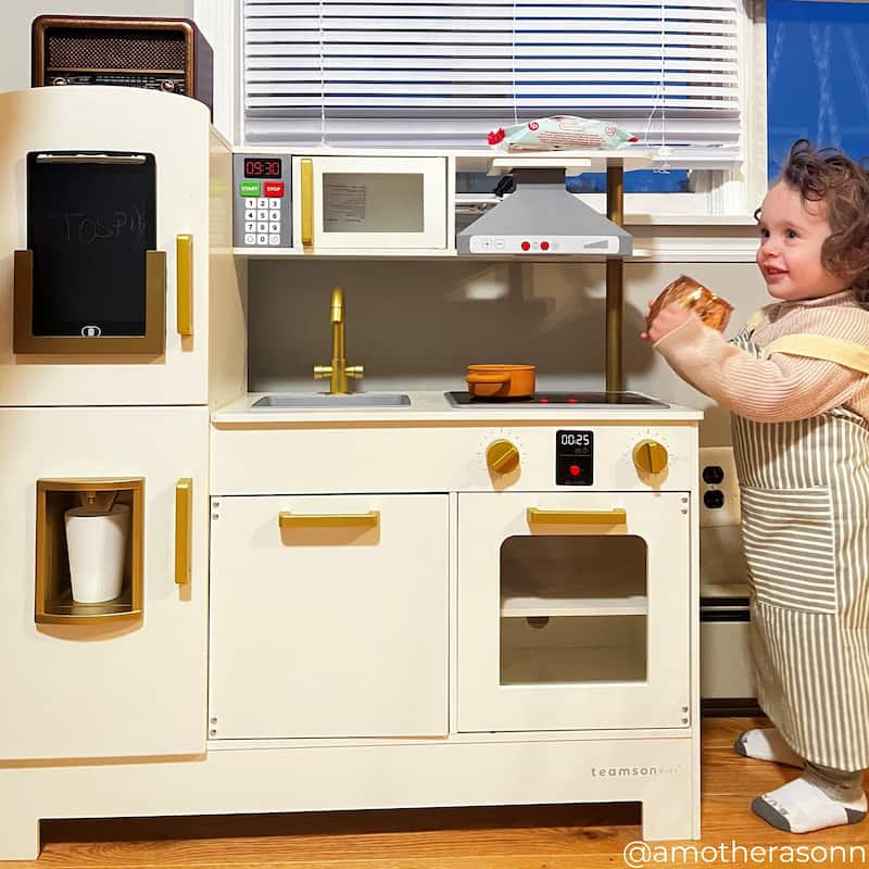 Teamson Kids Little Chef Munich Kids Wooden Play Kitchen