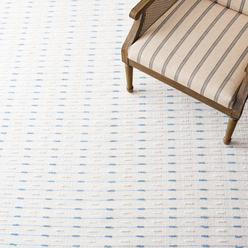 Martha Stewart by SAFAVIEH Handmade Inabat Wool Rug