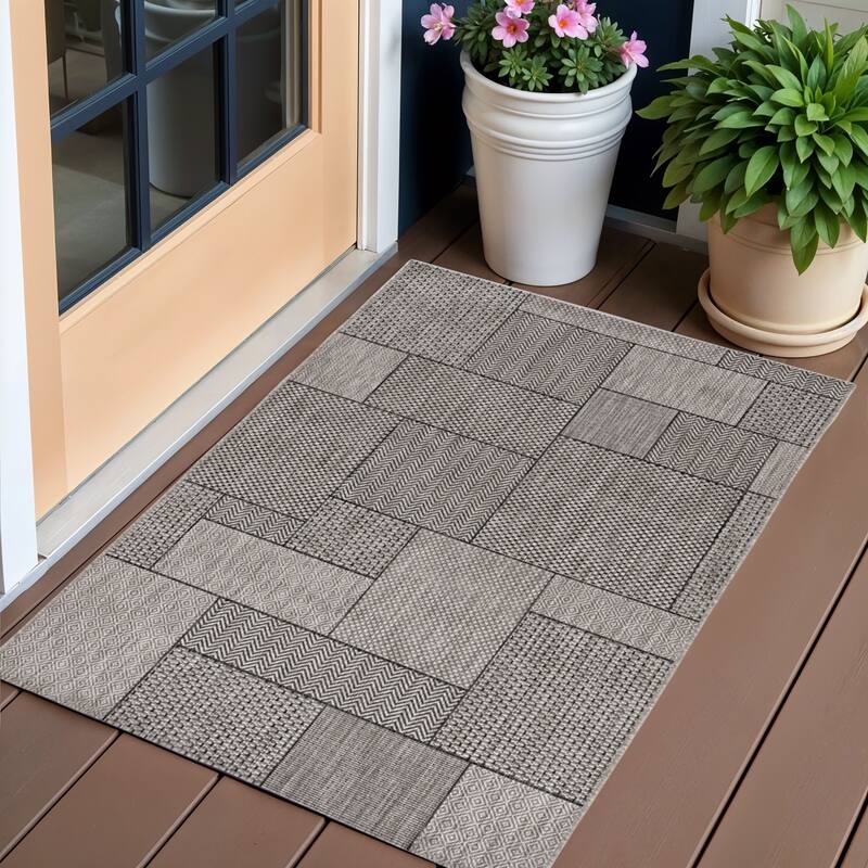 Cave Contemporary Abstract Weather Resistant Classic Elegance Outdoor Rug - 3' x 5' - 3' x 5' - Grey