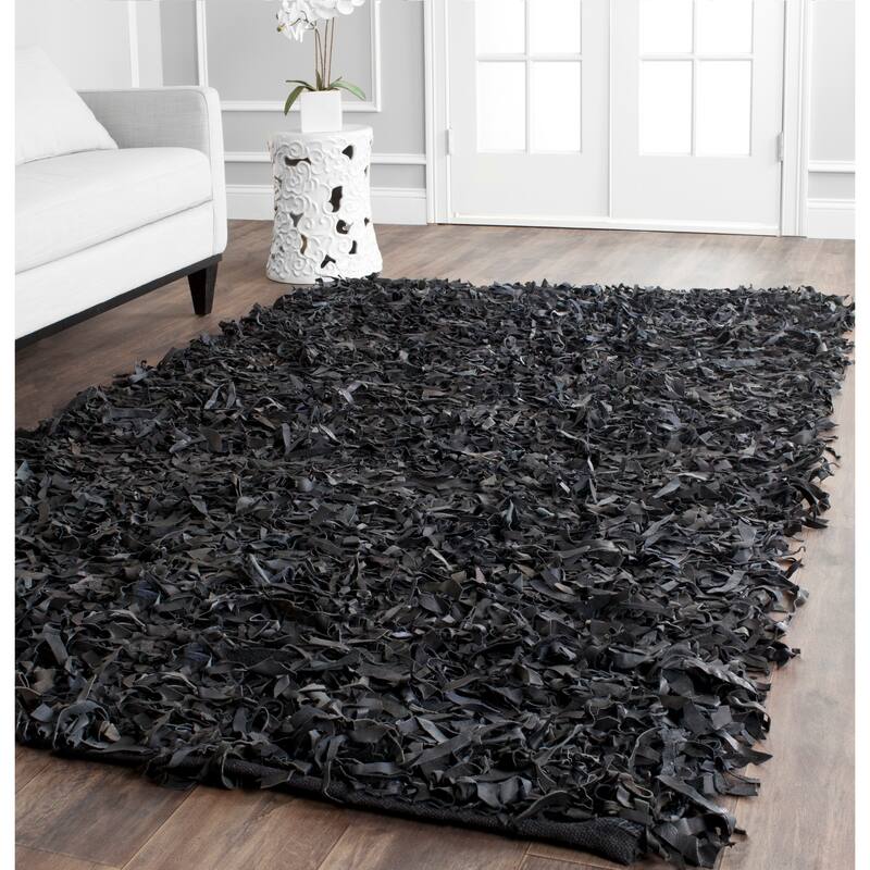 SAFAVIEH Handmade Leather Shag Carlijn Modern Decorative Rug - 4' x 6' - Black