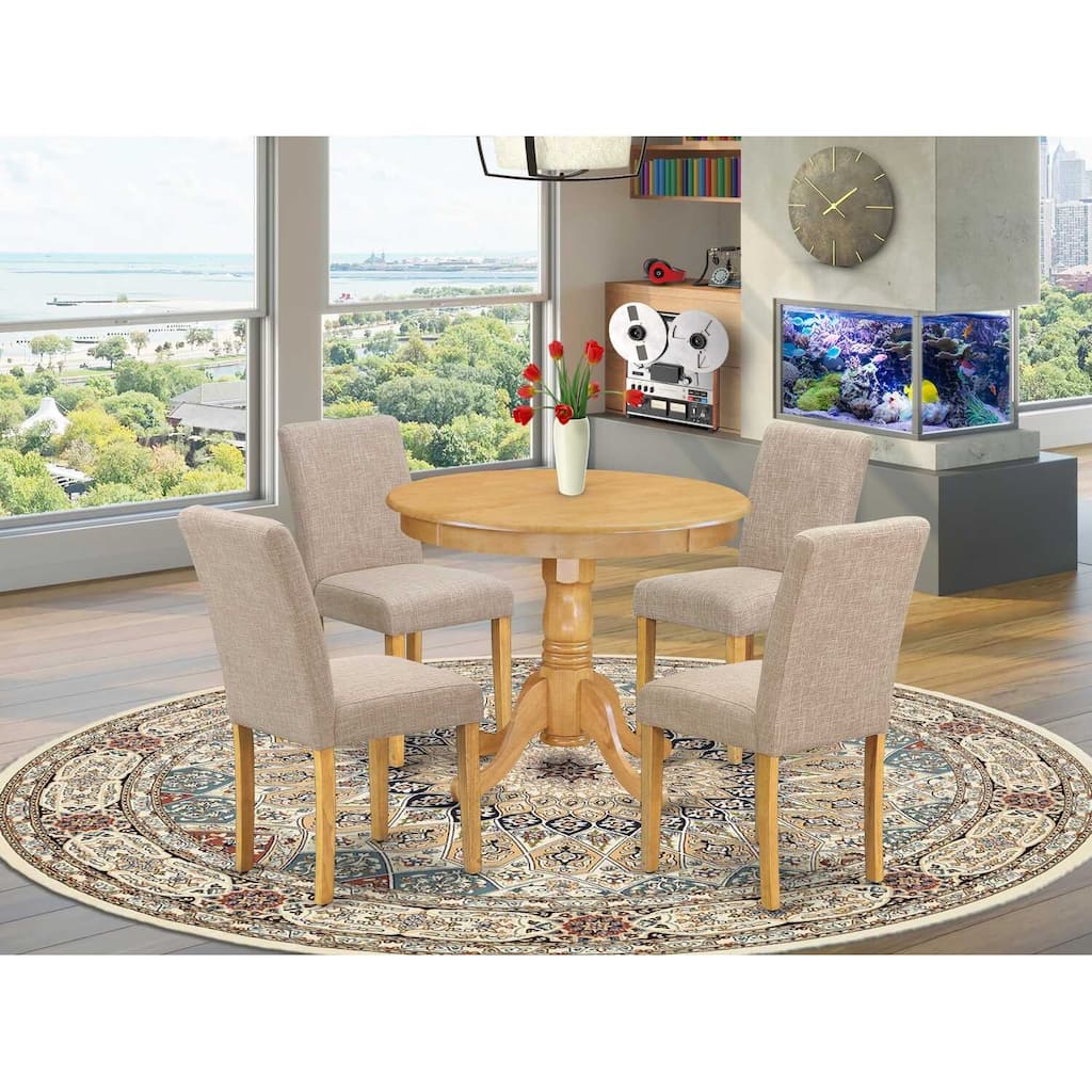 HomeStock 5-Piece Round Natural Oak Finish Solid Wood Top Dining Table with 4 Parson Chair with Lattice Back