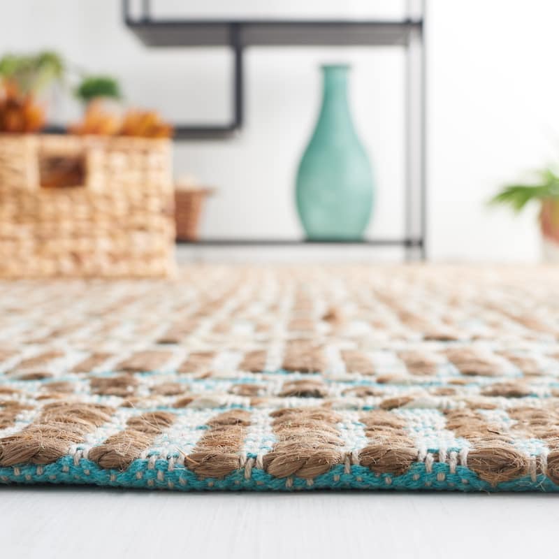 SAFAVIEH Handmade Natural Fiber Marharita Geometric Seagrass Rug