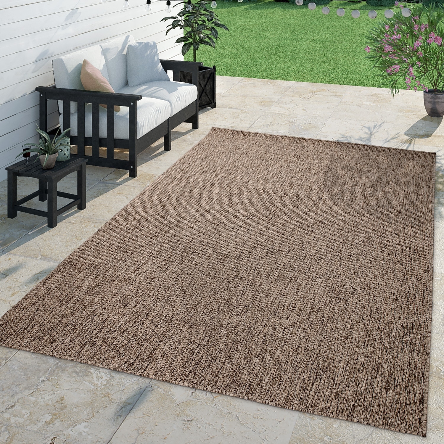 https://ak1.ostkcdn.com/images/products/is/images/direct/6768e7f80b81eb9679c0aa93c7aac476daee543e/Solid-Outdoor-Rug-Waterproof-for-Patio-in-different-plain-colors.jpg