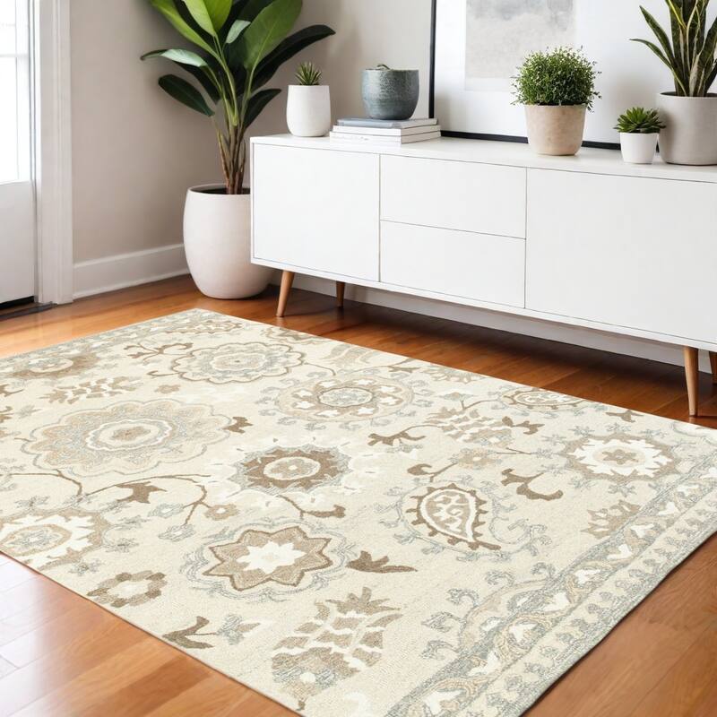 HomeRootsFloral Scandinavian Rectangle Area Rug - 65.75' X '41.73' X '0.39