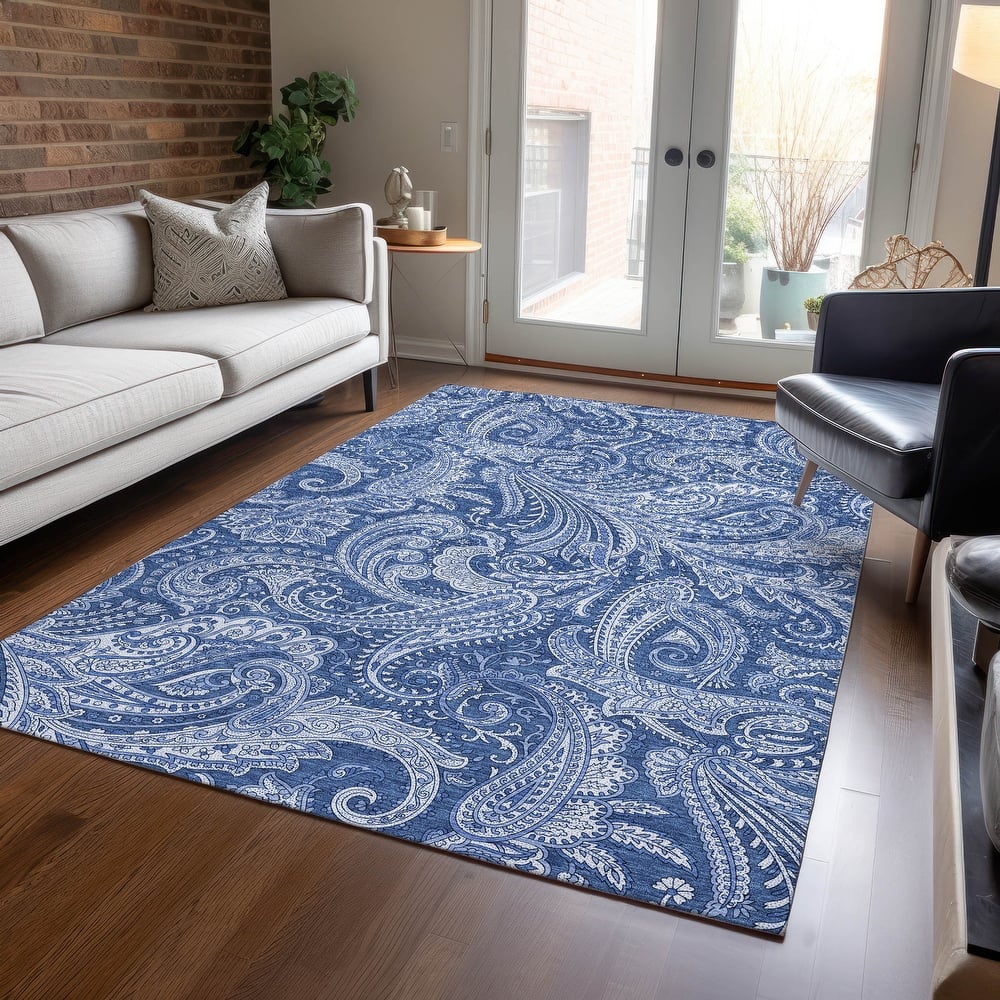 Machine Washable Indoor/ Outdoor Chantille Paisley Traditional Rug