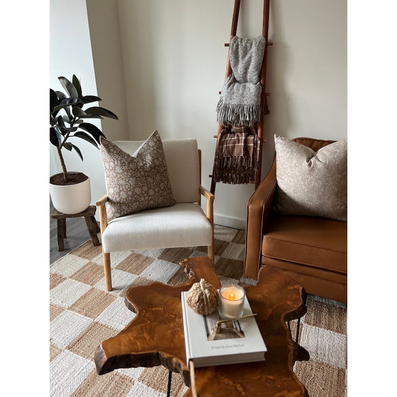 Spindle Back Wooden Frame Fabric Lounge Armchair