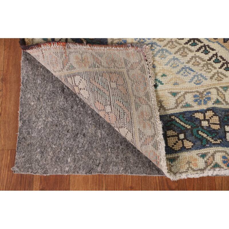 Geometric Bakhtiari Persian Vintage Rug Handmade Peach Wool Carpet - 5'4"x 9'9"
