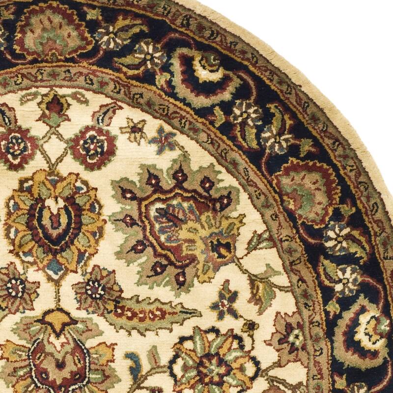 SAFAVIEH Handmade Classic Maurine Traditional Oriental Wool Rug