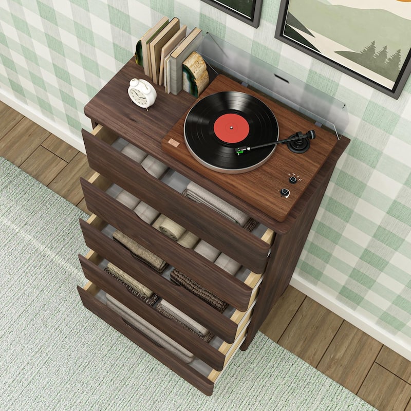 Max and Lily Farmhouse 5-Drawer Dresser