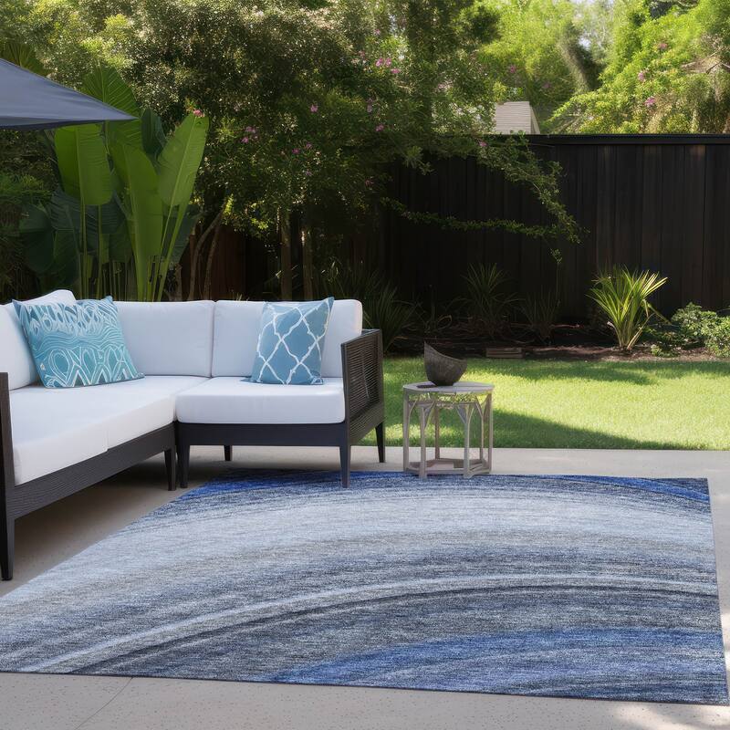 Machine Washable Indoor/ Outdoor Chantille Abstract Wave Rug