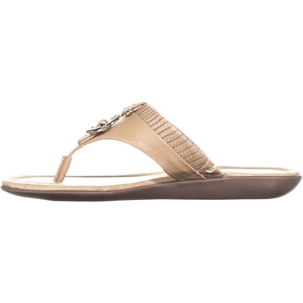 bandolino flat sandals