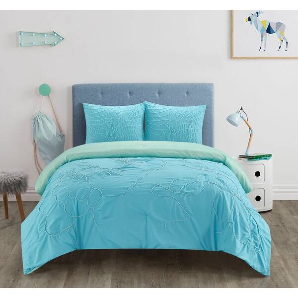 slide 2 of 13, Heritage Kids Flowers and Waves Tufted Embroidery Kids Comforter Set