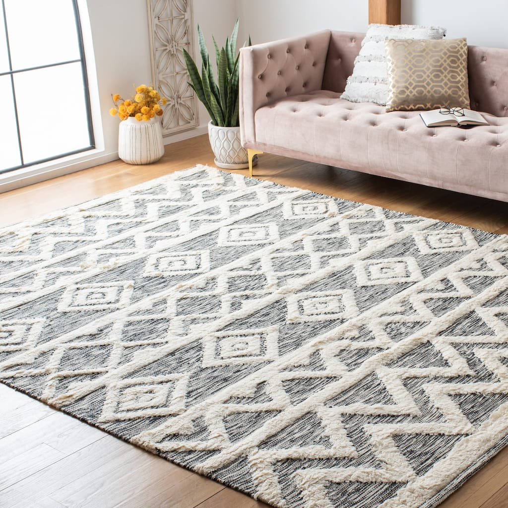 SAFAVIEH Handmade Kenya Terezie Moroccan Wool Rug