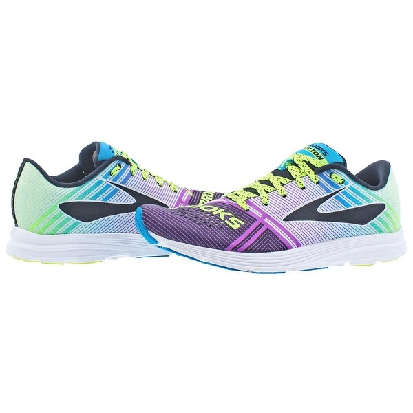 lightweight flexible running shoes