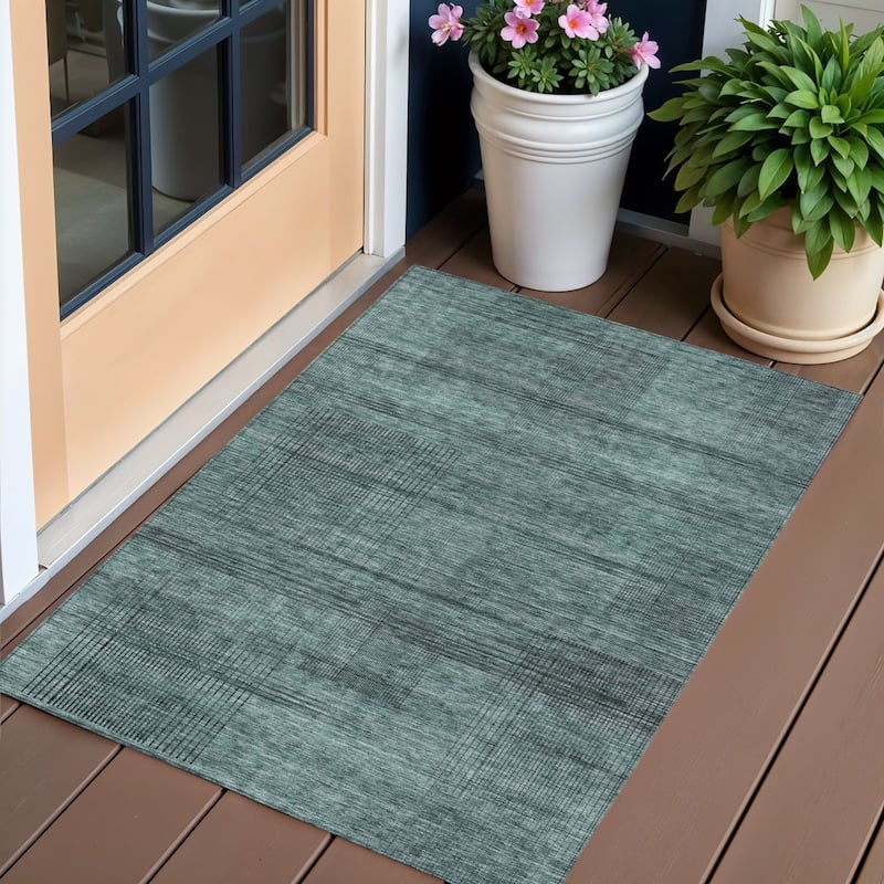 HomeRoots Striped Transitional Rectangle Outdoor Rug - 3' x 5'