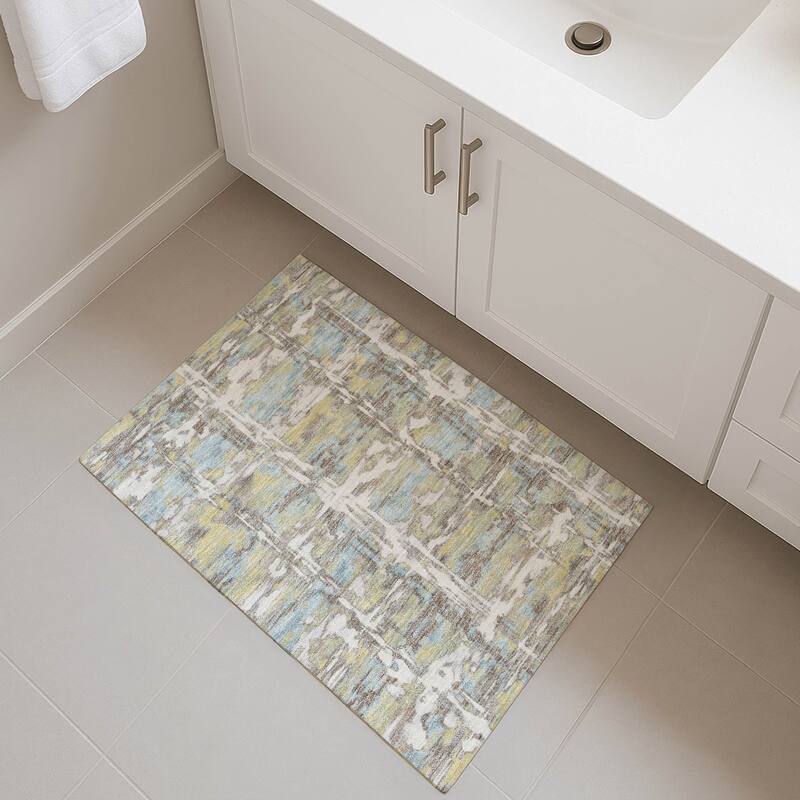 Machine Washable Indoor/ Outdoor Casual Fowler Chantille Rug