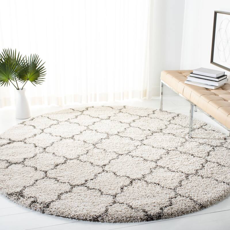 SAFAVIEH Hudson Shag Vitchka Glam Trellis 2-inch Area Rug - 7' x 7' Round - Ivory/Grey