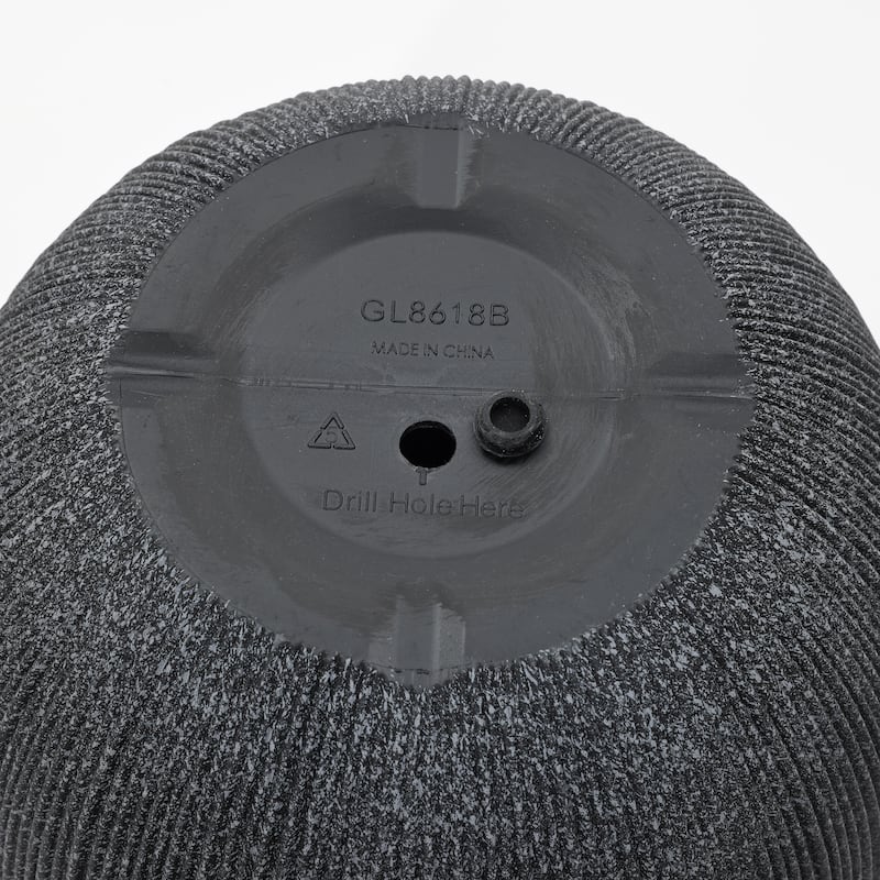 2-Piece Tapered Round Plastic Planters Set, Mediterranean Style