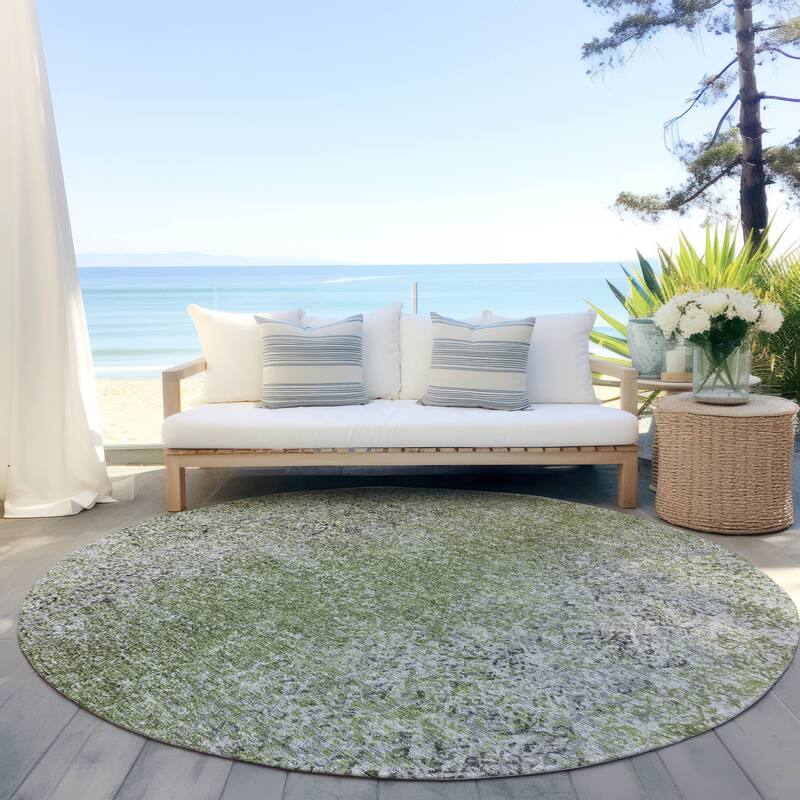 Machine Washable Indoor/ Outdoor Chantille Solid Contemporary Rug - Fern - 8' x 8'