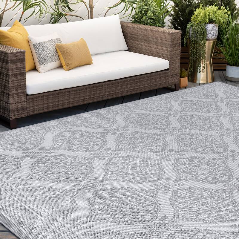 Vision French Country Floral Indoor/Outdoor Area Rug - 5' x 6'11'' - Gray/White
