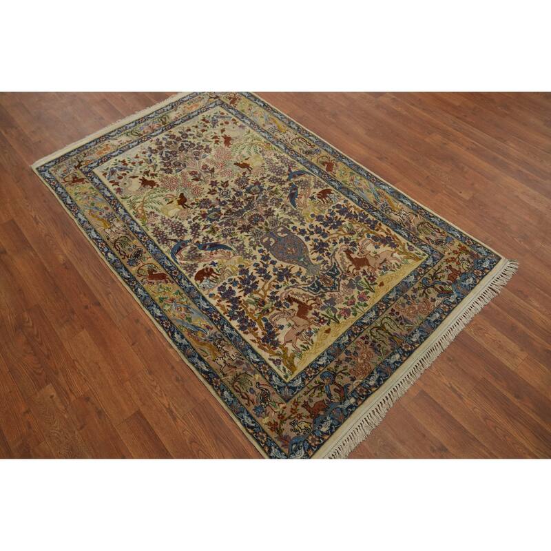 Hand Knotted Oriental 100% Wool Carpet Traditional Floral Beige & Ivories Isfahan Area Rug - 5' 6'' X 3' 6''