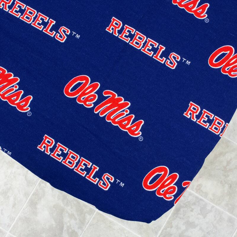 Mississippi Rebels Tailgate Fitted Tablecloth, 33" x 33", Card Table