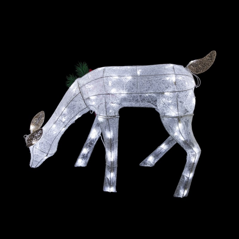 Alpine Corporation Mesh Holiday Reindeer Lawn Decoration with Cool White Lights