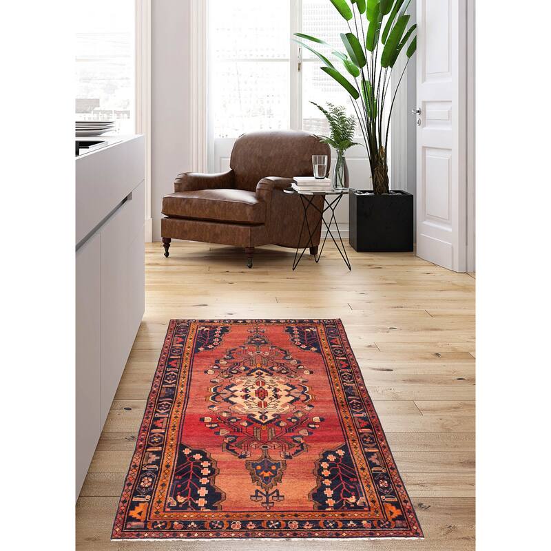 ECARPETGALLERY Hand-knotted Konya Anatolian Red Wool Rug - 4'8 x 8'0