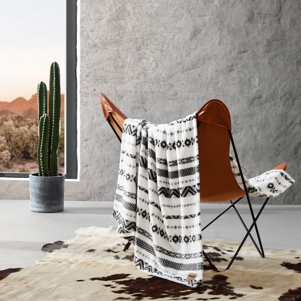 Wrangler Printed Ultra Soft Plush Fleece Throw Blanket.