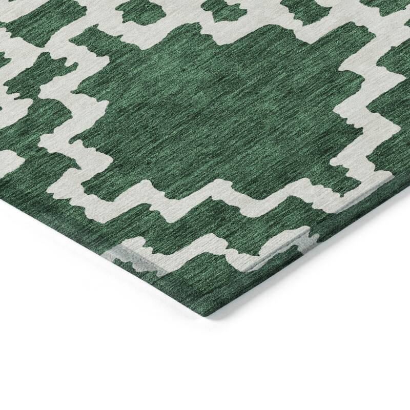 HomeRoots Geometric Transitional Rectangle Outdoor Rug
