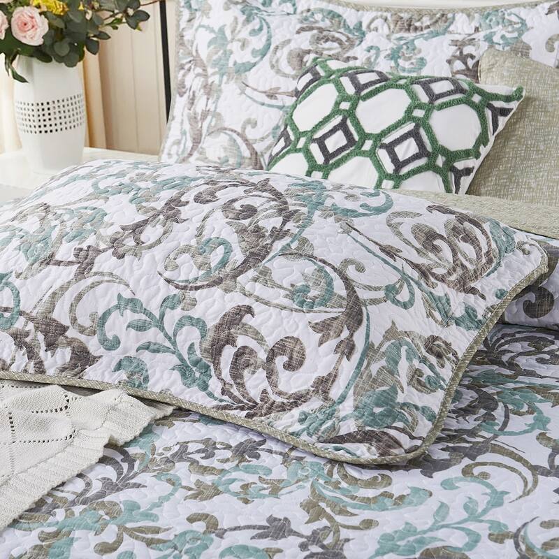 Serenta 6-piece Ravello Scroll Printed Microfiber Quilted Coverlet Set