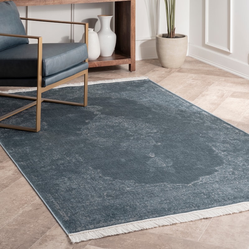 Nuloom Vintage Distressed Medallion Ivory Tassel Rug